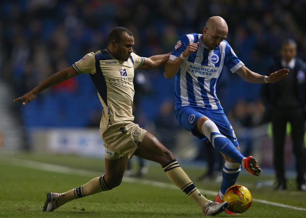 Brighton & Hove Ablion vs Leeds Utd, 02h45 ngày 01/03: Bám đuổi top 2