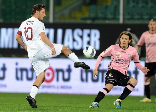 Roma vs Palermo, 02h45 ngày 22/02: Tạm quên nỗi lo châu Âu