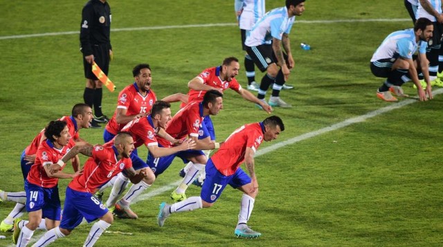 Chile vs Argentina, 06h30 ngày 25/03: Đừng để điểm rơi