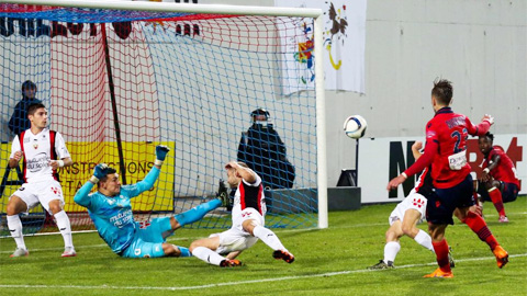 Nice vs Ajaccio, 23h00 ngày 20/3