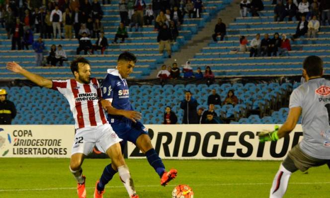 Nacional vs Rosario Central, 07h45 ngày 15/04: Hòa là đủ