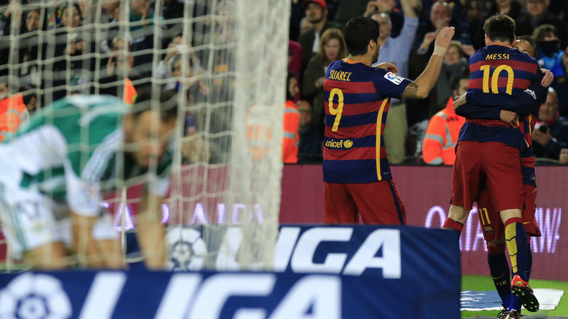 Real Betis vs Barcelona, 01h30 ngày 01/05: Không thể ngăn cản