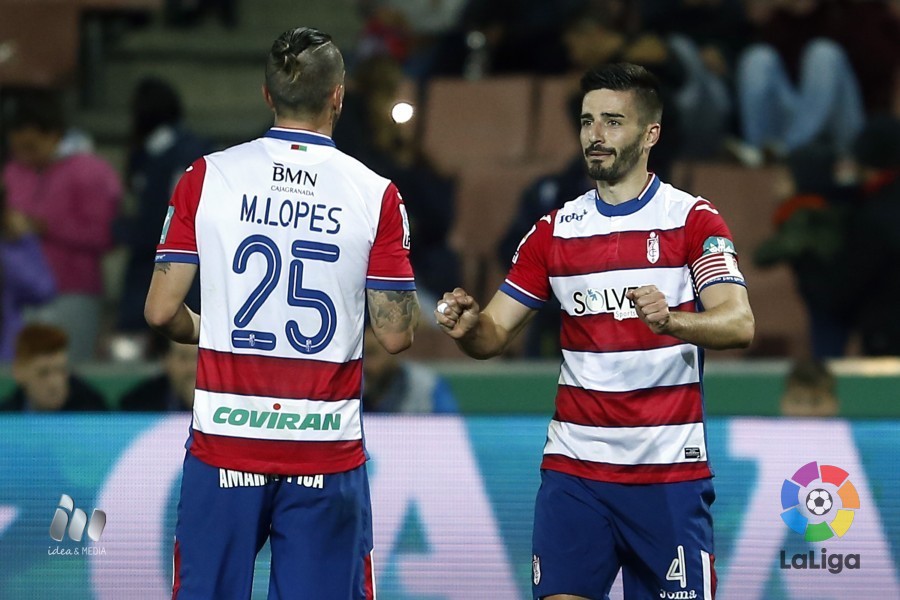 Granada vs Barcelona, 22h00 ngày 14/05: Sức mạnh kim tiền