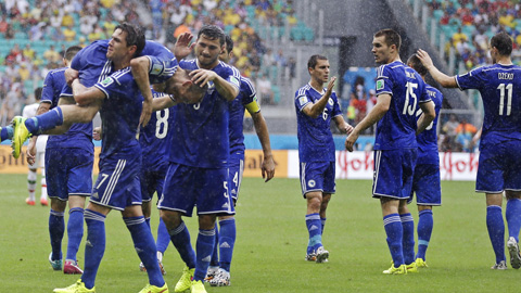 Bosnia vs Đan Mạch, 14h00 ngày 3/6