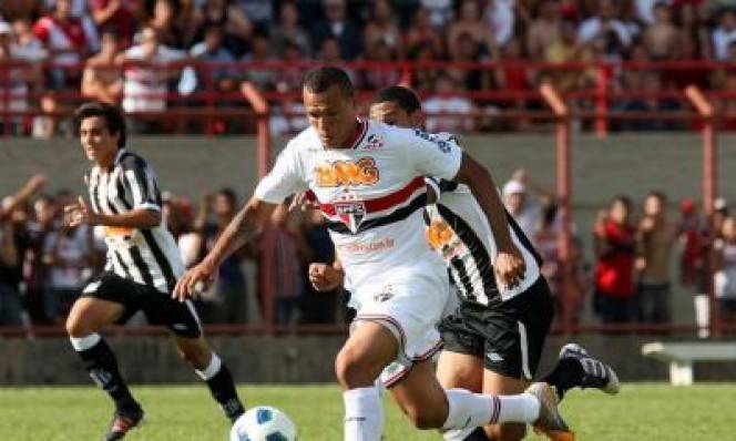 Sao Paulo vs Sport Recife, 07h00 ngày 24/06: Gồng mình vượt khó