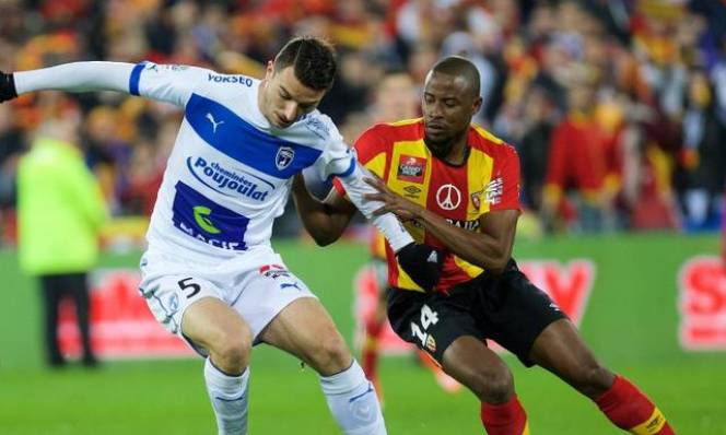 Niort vs Lens, 01h00 ngày 30/7: Tâm lý cửa trên