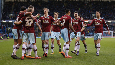 Bolton vs Burnley, 02h00 ngày 27/7