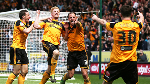 Barnsley vs Hull City, 01h30 ngày 27/7