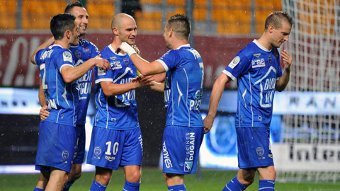 Troyes vs Sochaux, 01h00 ngày 30/7