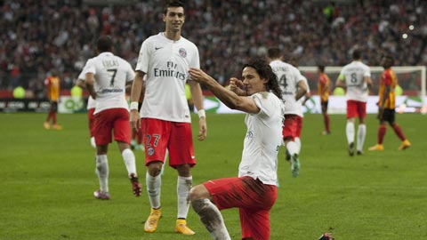 PSG vs Metz, 01h45 ngày 22/8: Bay đi, Cavani!