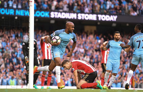 Steaua Bucharest vs Man City, 01h45 ngày 17/8: Niềm vui nơi đất khách