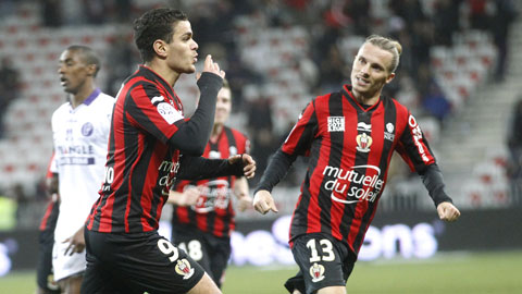 Angers vs Nice, 01h00 ngày 21/8