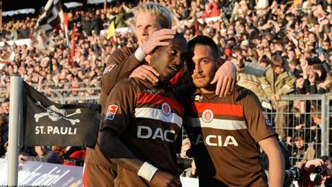 Stuttgart vs St. Pauli, 01h15 ngày 9/8