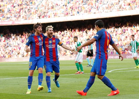 01h15 ngày 29/8, Athletic Bilbao vs Barcelona: Lại chờ mưa bàn thắng