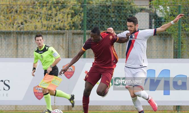 Roma vs Crotone, 01h45 ngày 22/9: Vững vàng top 3