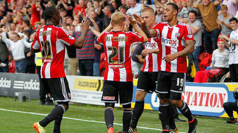 Aston Villa vs Brentford, 01h45 ngày 15/9