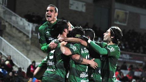 23h15 ngày 11/9, Granada vs Eibar