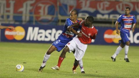 Fortaleza vs Internacional, 05h15 ngày 23/9