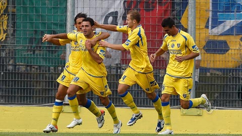 Frosinone vs Pisa, 01h30 ngày 21/9