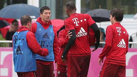 Schalke vs Bayern Munich, 01h30 ngày 10/9: Hoàng đế vẫn phải chờ