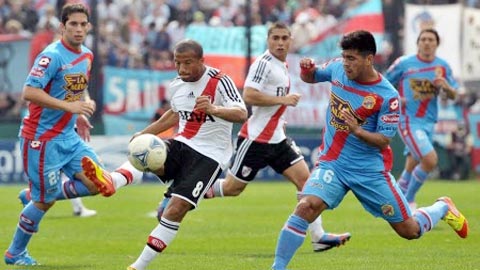 River Plate vs Arsenal Sarandi, 06h30 ngày 23/9