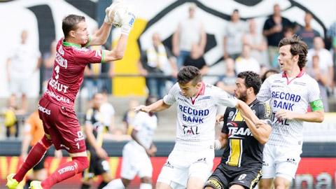 Zulte Waregem vs Lokeren, 23h00 ngày 22/10