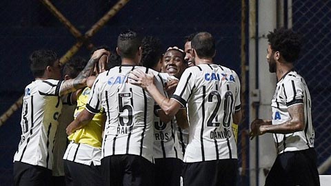 Santa Cruz vs Corinthians, 07h45 ngày 13/10