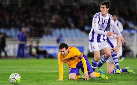 Sociedad vs Barcelona, 02h45 ngày 28/11: Lạc lối ở Anoeta