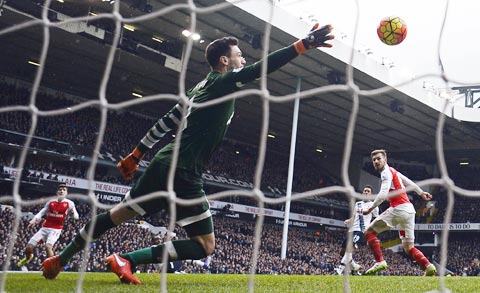 Arsenal vs Tottenham, 19h00 ngày 6/11: Derby gọi tên Pháo thủ