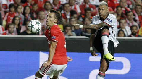 Besiktas vs Benfica, 0h45 ngày 24/11:Thời cơ của chủ nhà