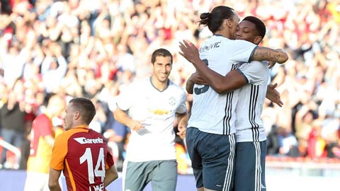 Man United vs Feyenoord, 03h05 ngày 25/11, Thắng để tránh sụp đổ dây chuyền