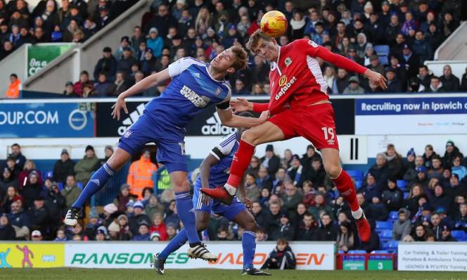 Lincoln City vs Ipswich Town, 03h05 ngày 18/01: Sẽ có bất ngờ