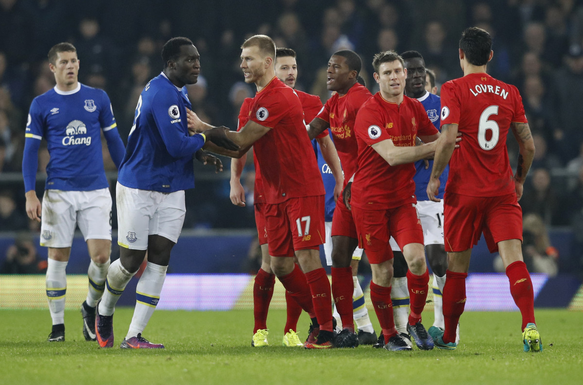 Man Utd vs Liverpool, 23h00 ngày 15/01: Mourinho thổi lửa vào đại chiến