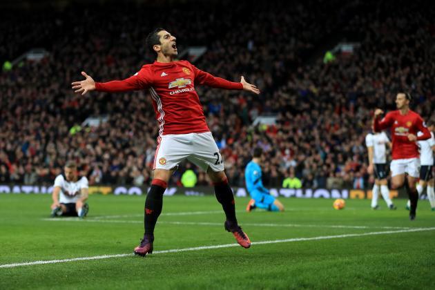 Man Utd vs Liverpool, 23h00 ngày 15/01: Mourinho thổi lửa vào đại chiến