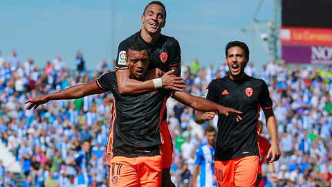 Osasuna vs Valencia, 02h45 ngày 10/1: Buồn ngủ gặp chiếu manh
