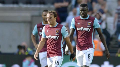 West Ham vs Crystal Palace, 22h00 ngày 14/1: West Ham khủng hoảng thật rồi