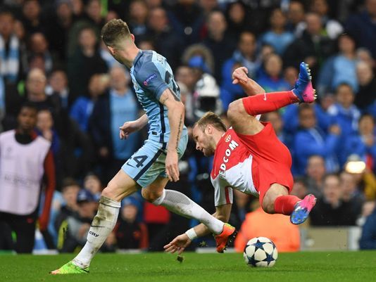 Manchester City vs Huddersfield, 02h45 ngày 02/03: Pep vung tay