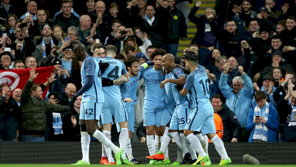 Manchester City vs Huddersfield, 02h45 ngày 02/03: Pep vung tay