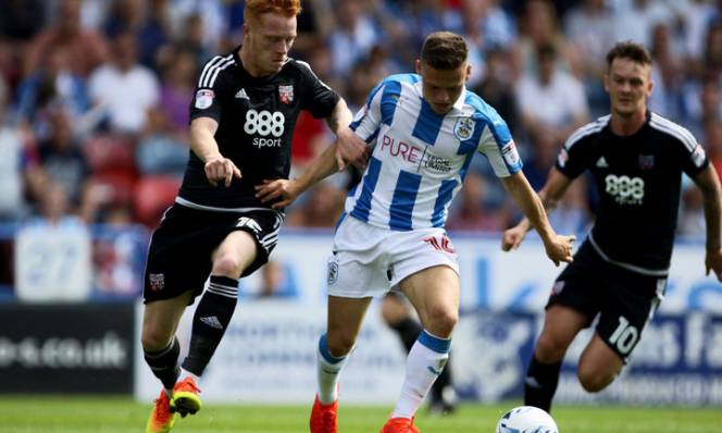 Reading vs Brentford, 03h00 ngày 15/02: Giữ chắc vị trí