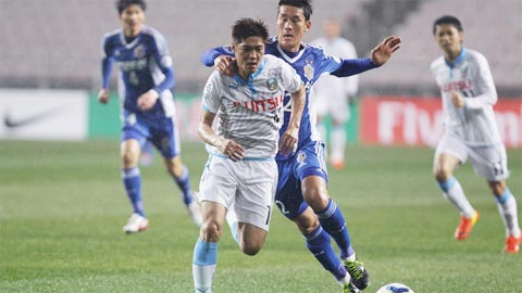 Kashima Antlers vs Ulsan Hyundai , 17h00 ngày 21/1