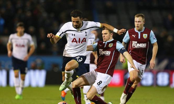 Burnley vs Tottenham, 21h00 ngày 01/04: Không thể tụt lại