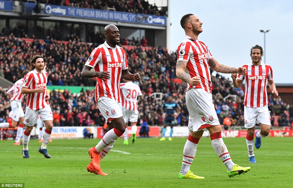 Stoke City vs Chelsea, 22h00 ngày 18/3: Củng cố ngôi đầu