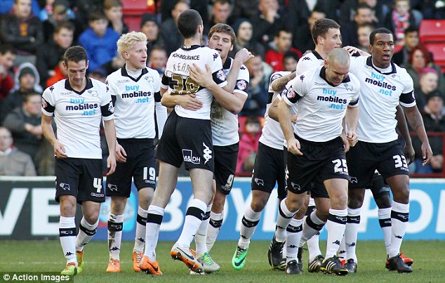 Derby County vs QPR, 01h45 ngày 1/4: Chủ nhà bất lợi