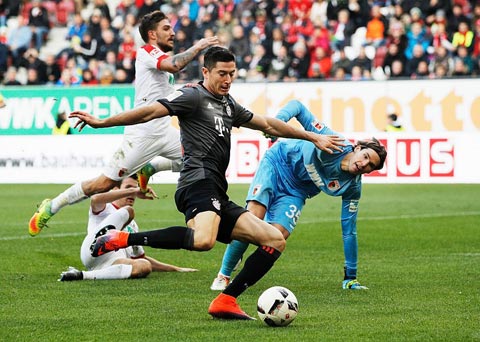 Bayern Munich vs Augsburg, 20h30 ngày 1/4: Giữ vững thước ngắm