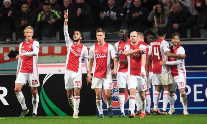 Ajax vs Copenhagen, 03h05 ngày 17/03: Vé từ sân nhà