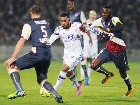 Bordeaux vs Lyon, 02h45 ngày 4/3: Sửa sai chờ đại chiến