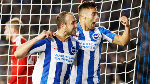 Brighton vs Derby County, 02h45 ngày 11/3: “Đổ bê tông” ngôi nhì