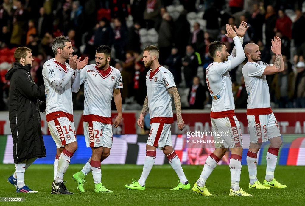 Bergerac vs Lille, 3h00 ngày 03/03: Chênh lệch quá nhiều