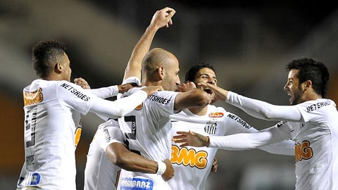Santos vs Paysandu, 05h30 ngày 27/4
