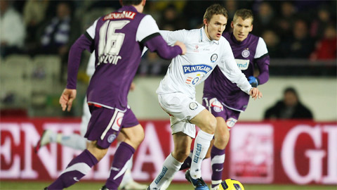 Austria Vienna vs Sturm Graz, 21h00 ngày 29/4